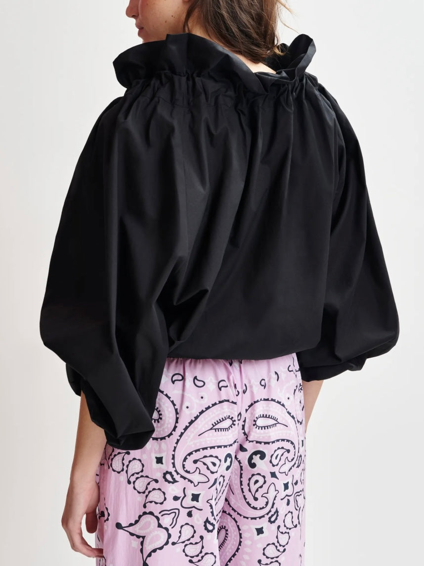 Top Nero con Volant - Essentiel Antwerp