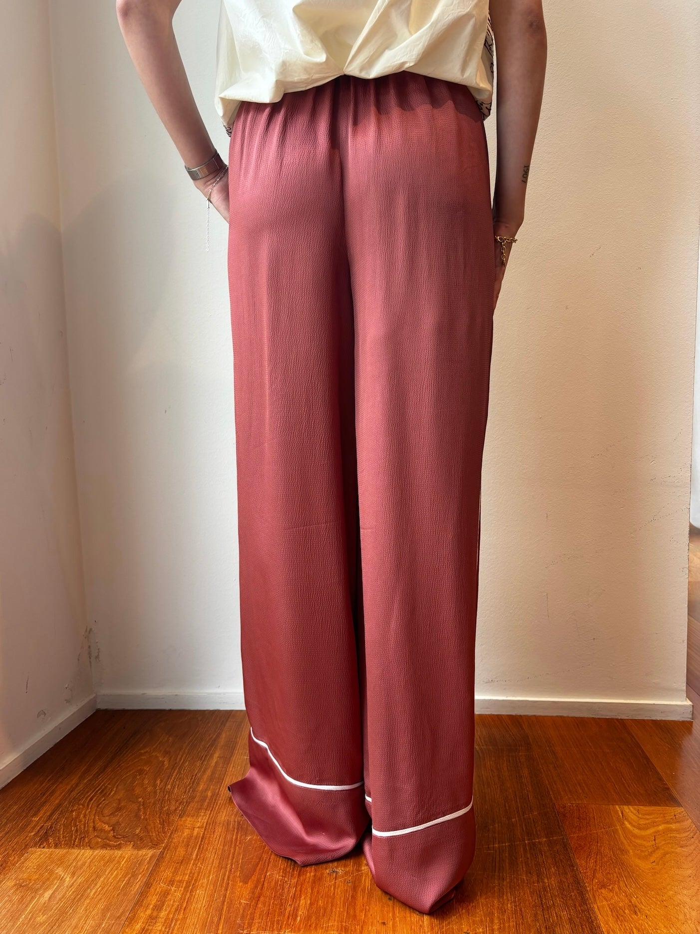 Pantaloni Ruggine - Essentiel Antwerp