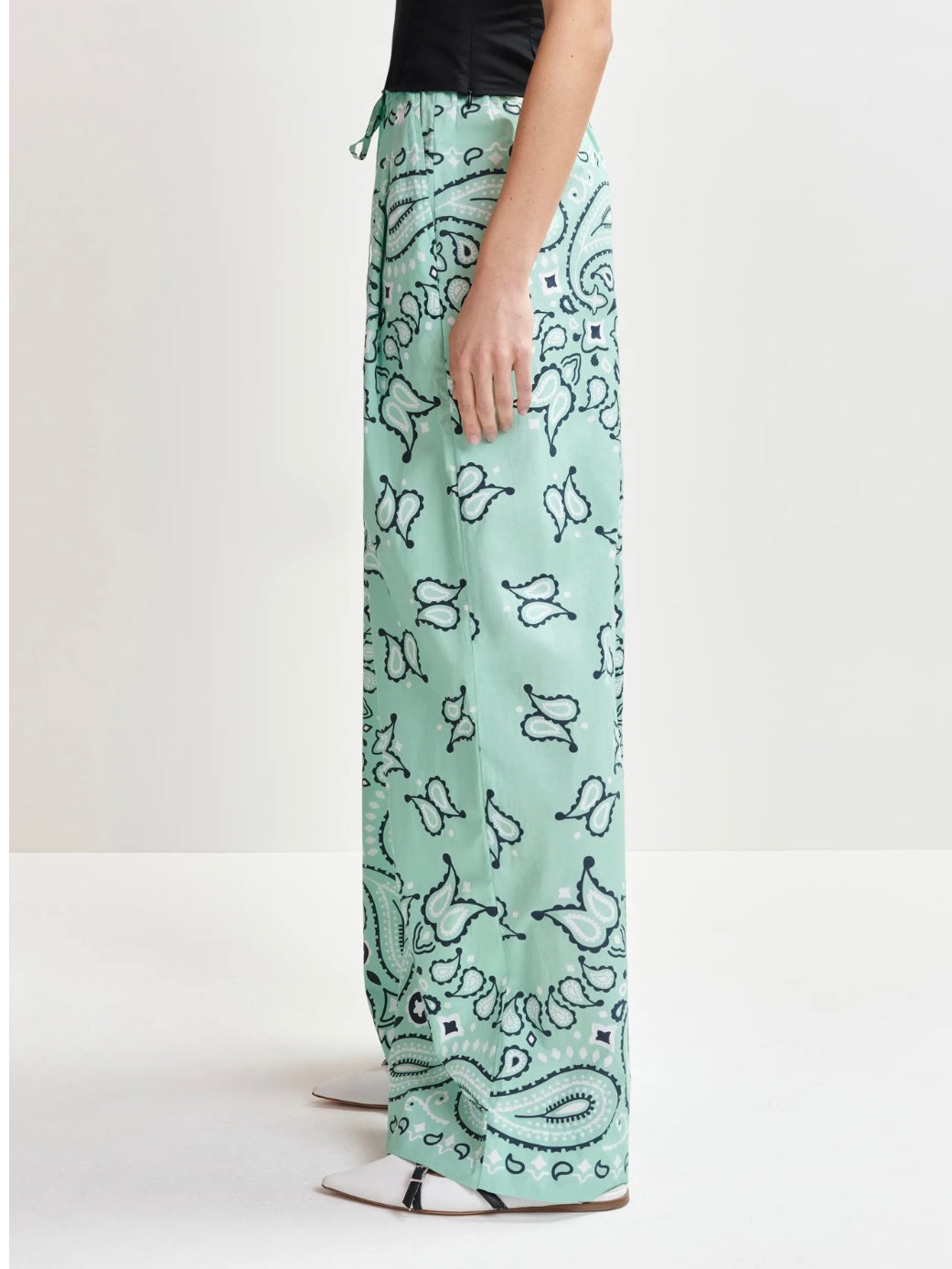 Pantaloni Turchese con Stampa Bandana - Essentiel Antwerp