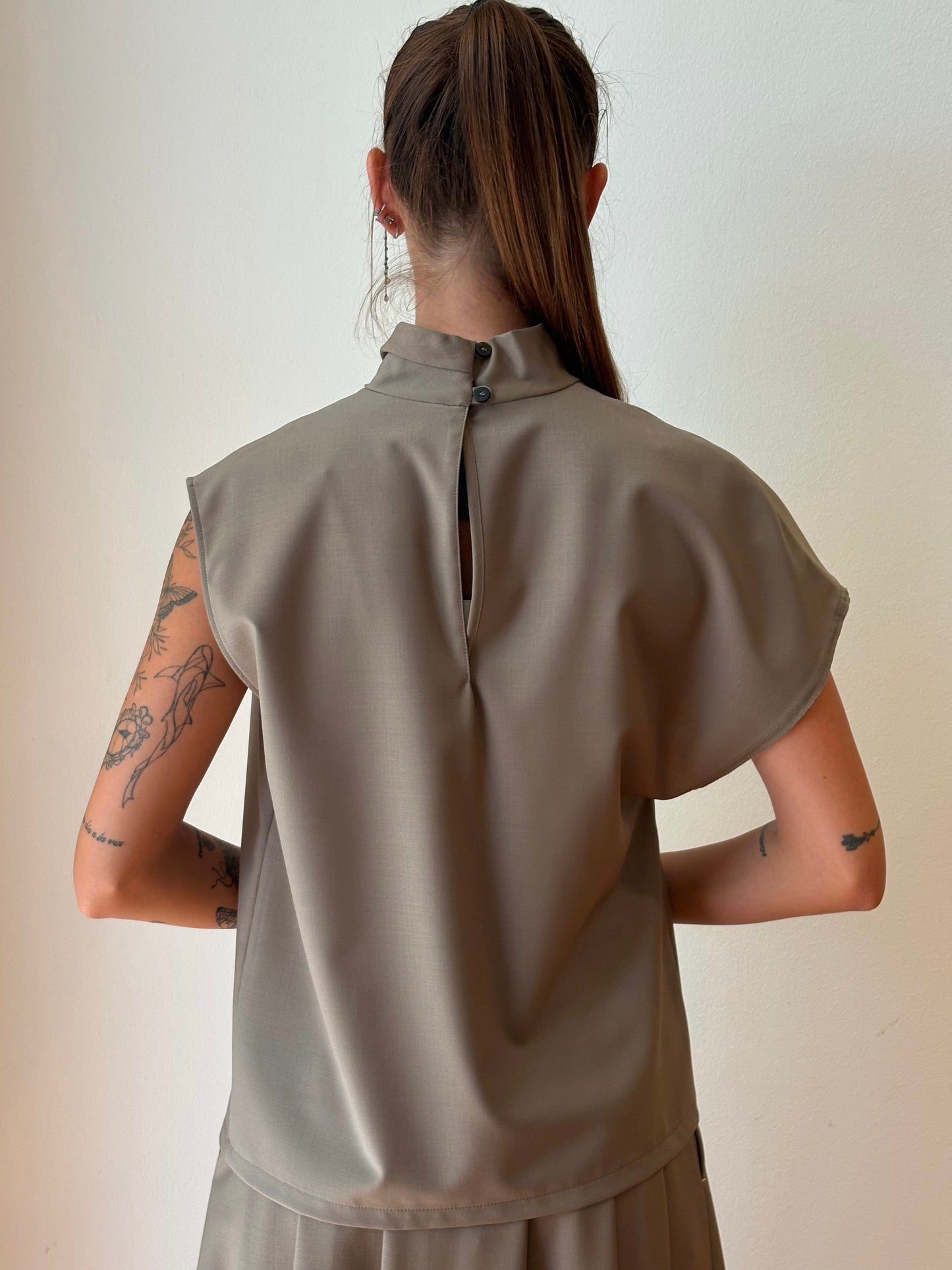 Maglia Asimmetrica Beige - Tela