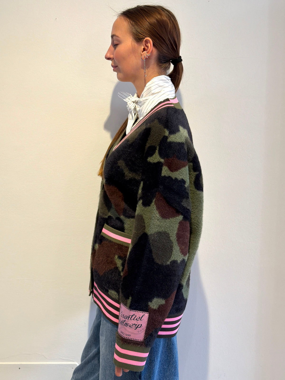 Cardigan in Jacquard Mimetico - Essentiel Antwerp