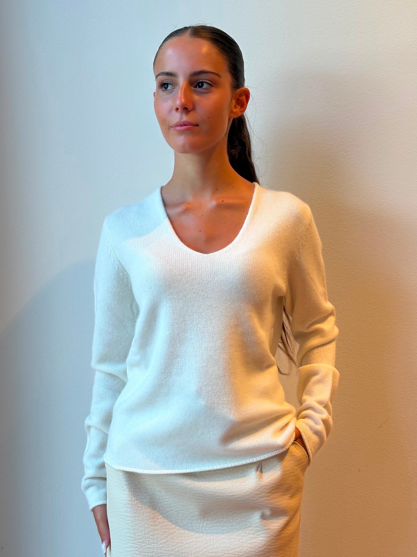 Maglia in Cashmere Latte - Skills Milano