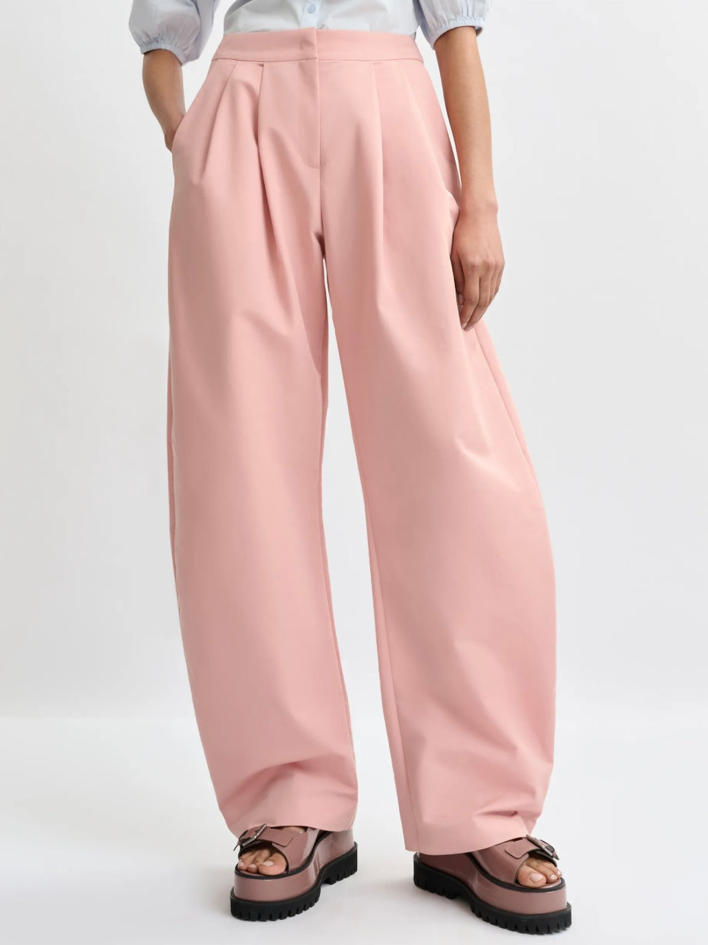 Pantalone - ESSENTIEL ANTWERP