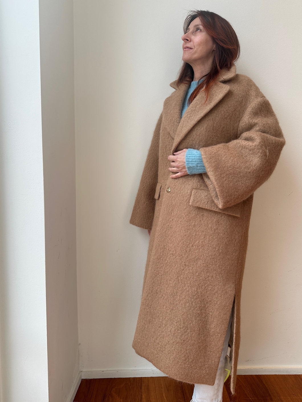 Cappotto in lana con spacchi laterali - Jucca