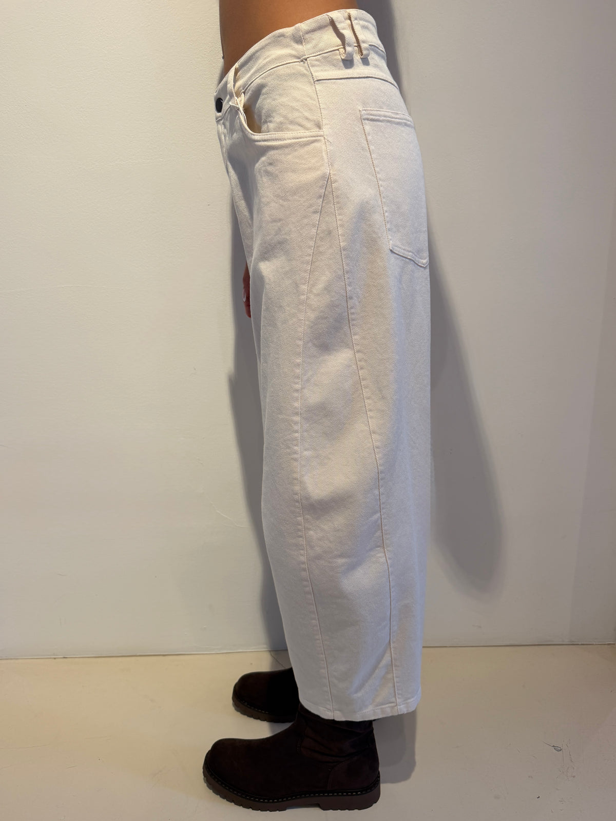 Jeans Avorio Barrel Cropped - Motel