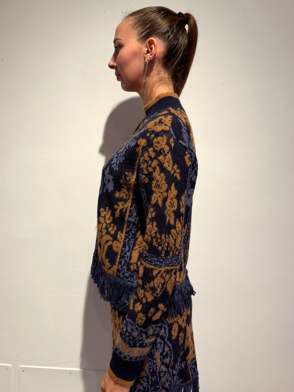 Maglia Jacquard Con Frange - Amosa