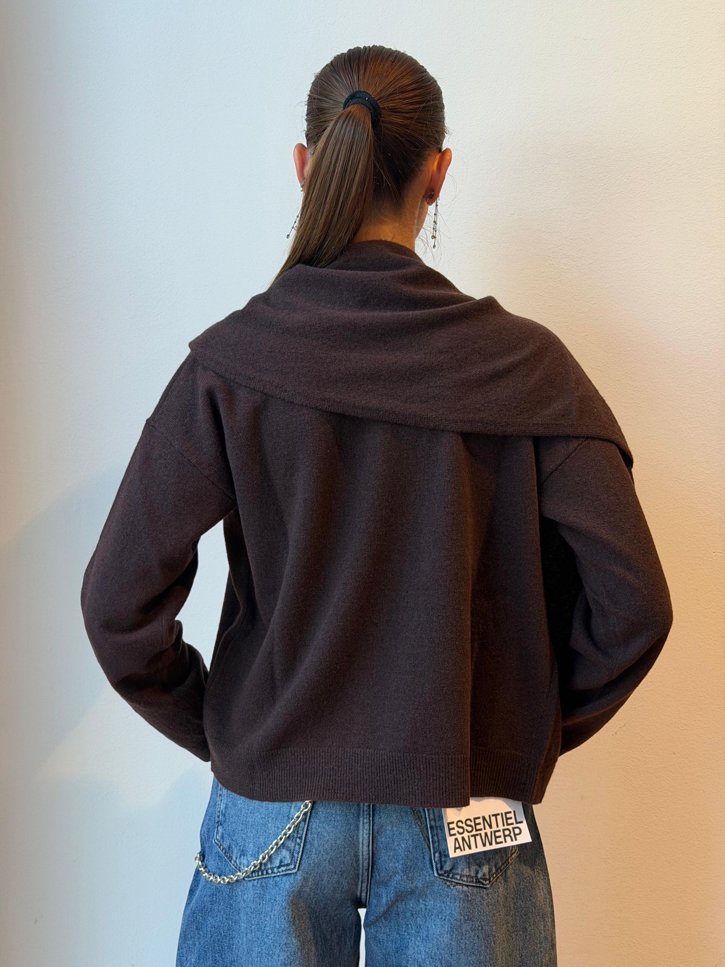 Maglione Asimmetrico Cioccolato - Su