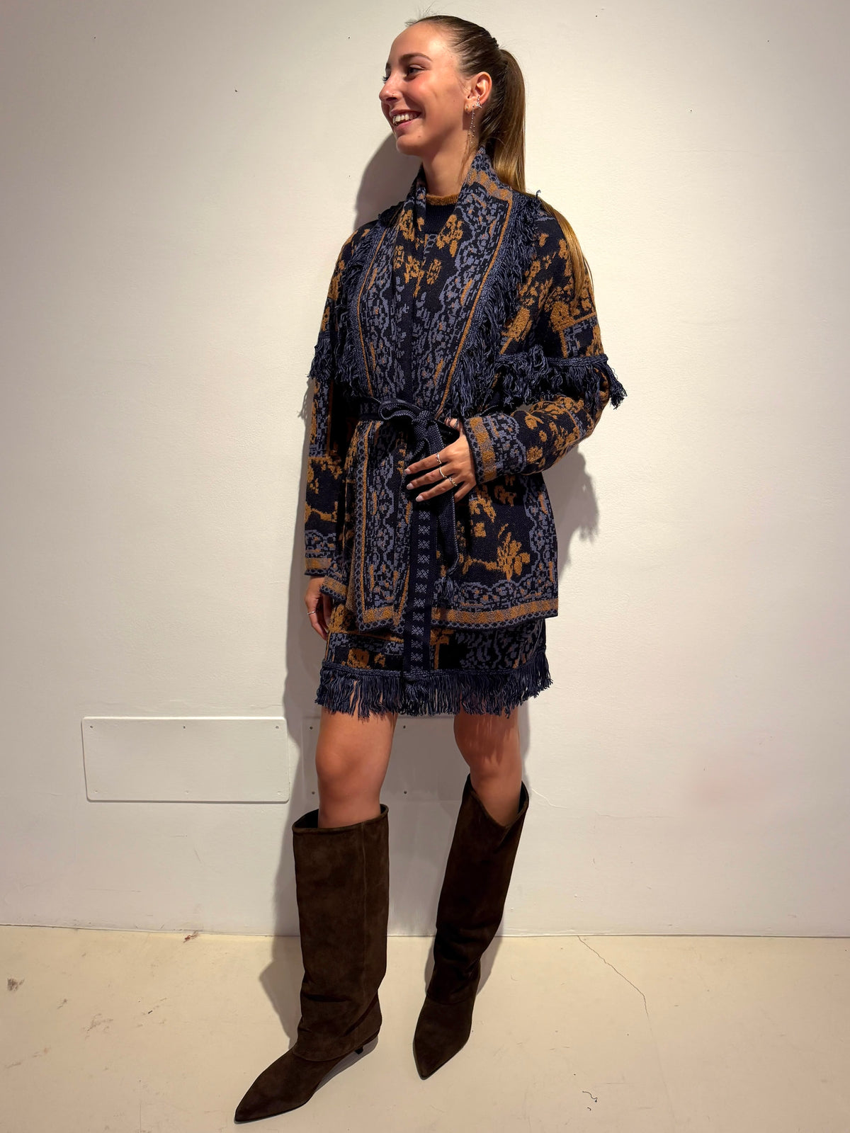 Cardigan Jacquard con Frange - Amosa