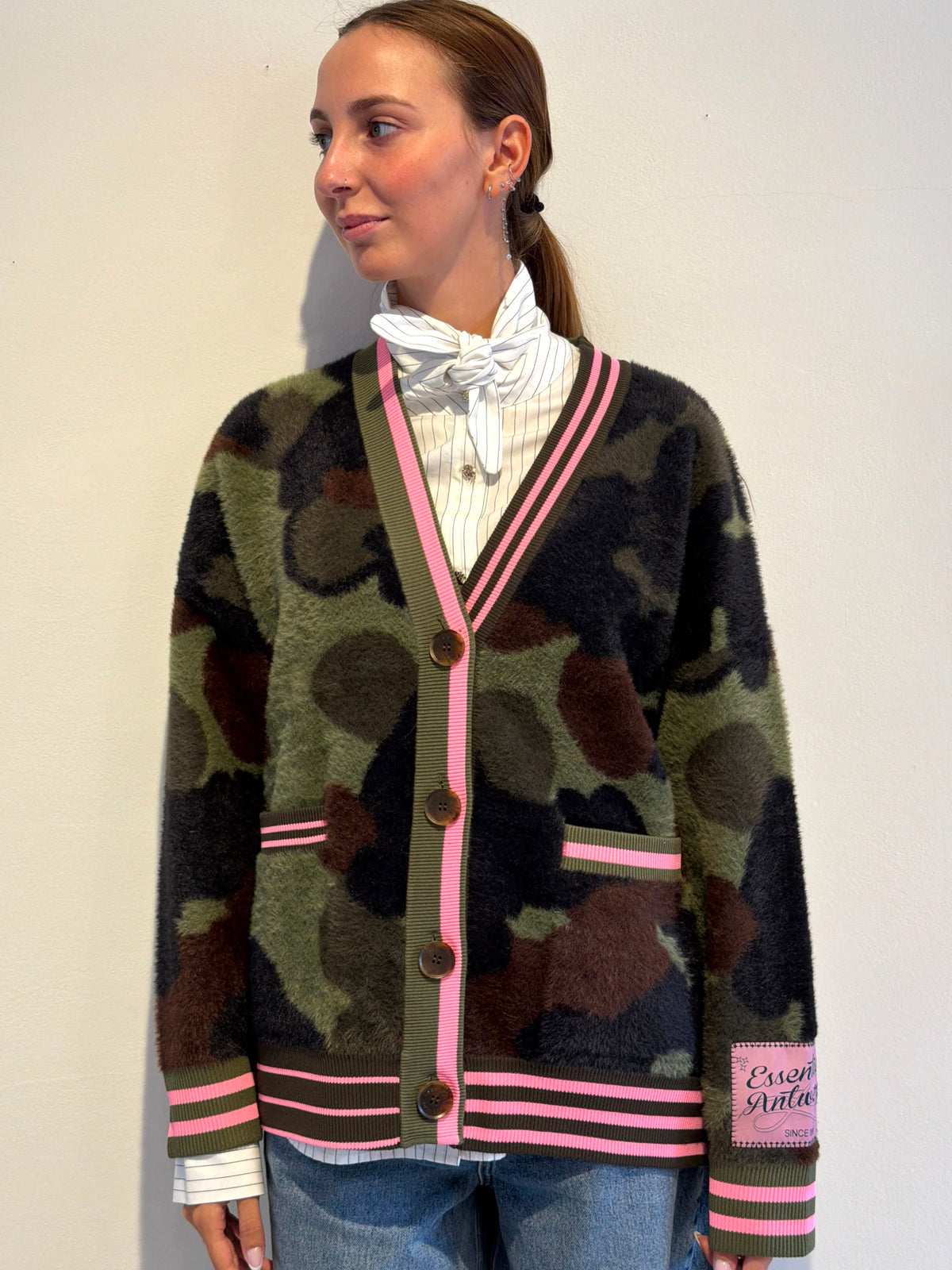 Cardigan in Jacquard Mimetico - Essentiel Antwerp