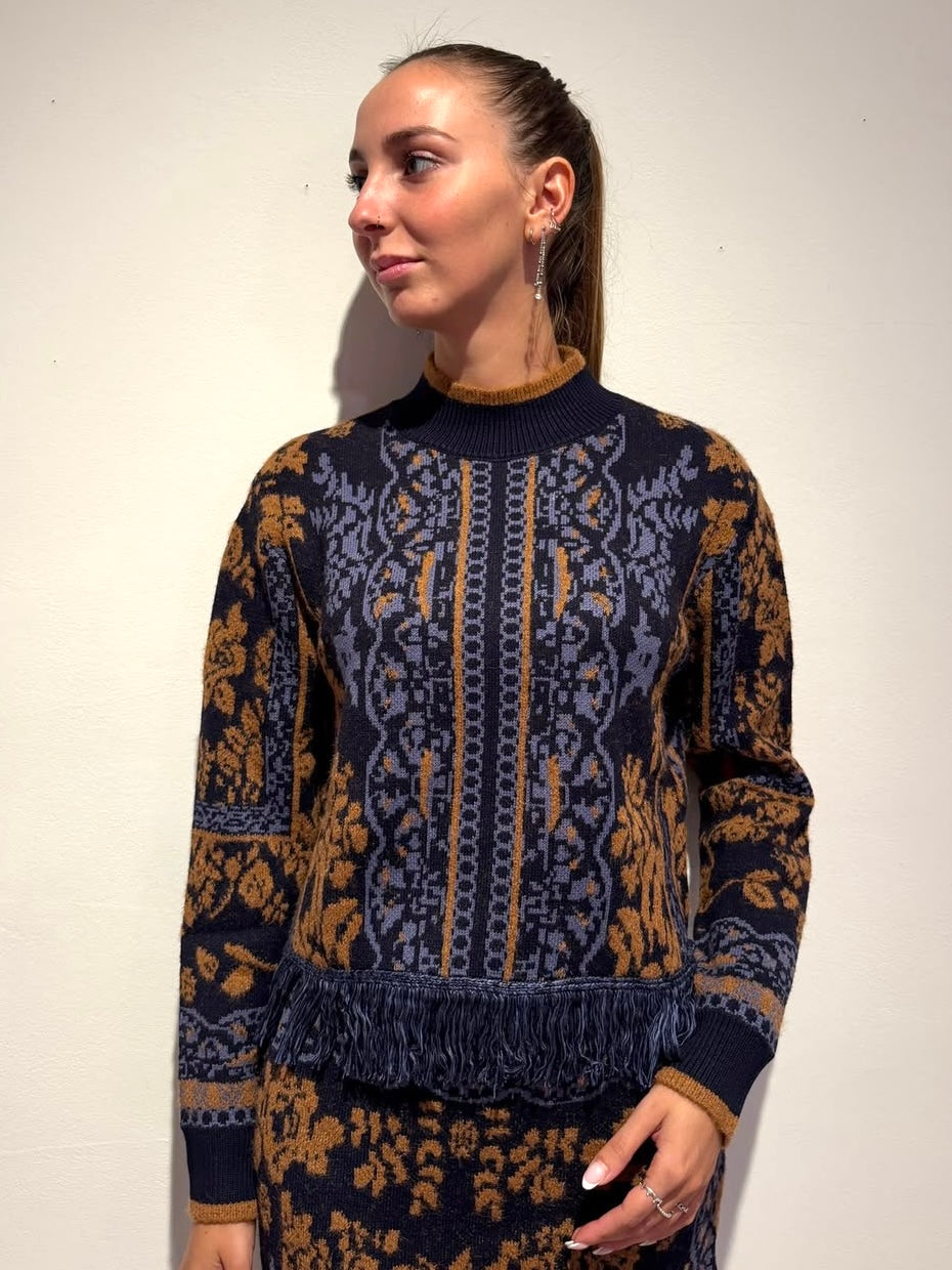 Maglia Jacquard Con Frange - Amosa