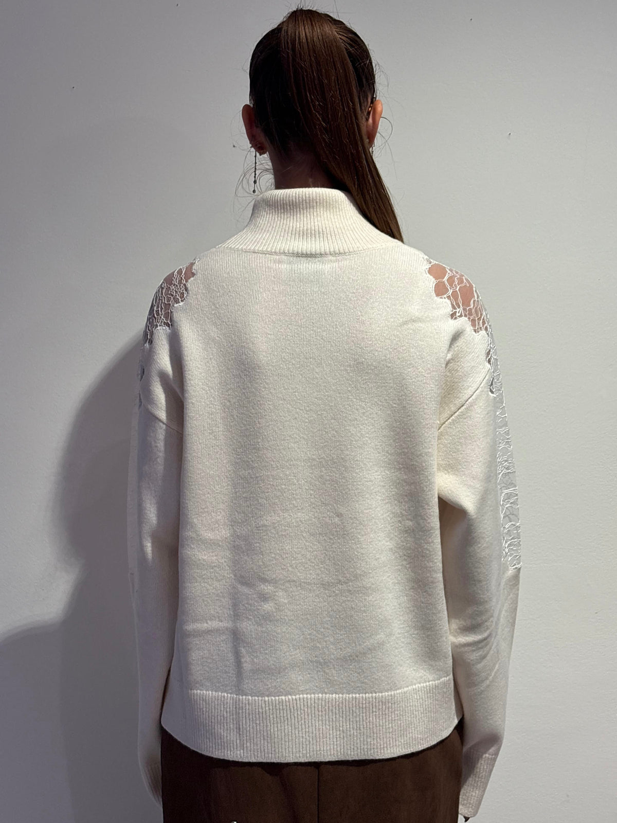 Maglione Collo Alto con Inserti in Pizzo - Isabelle Blanche