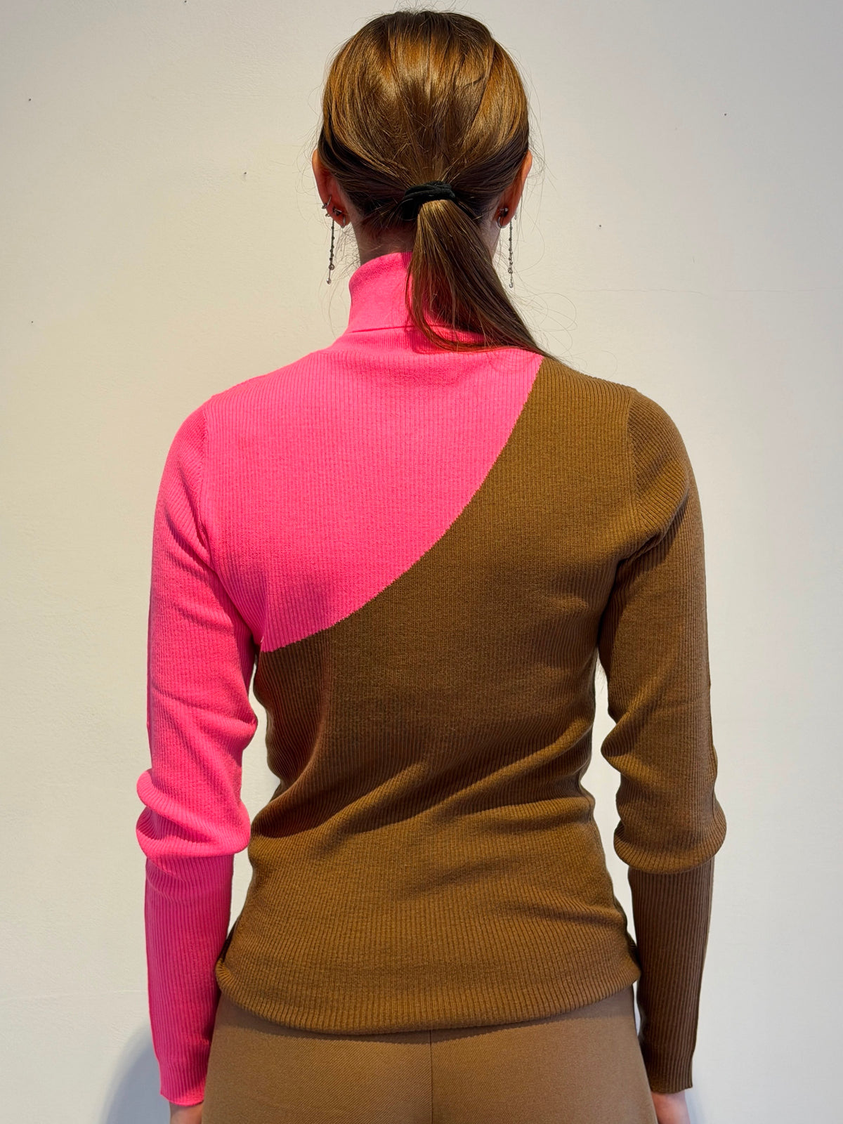Maglione a Collo Alto Bicolore - Essentiel Antwerp