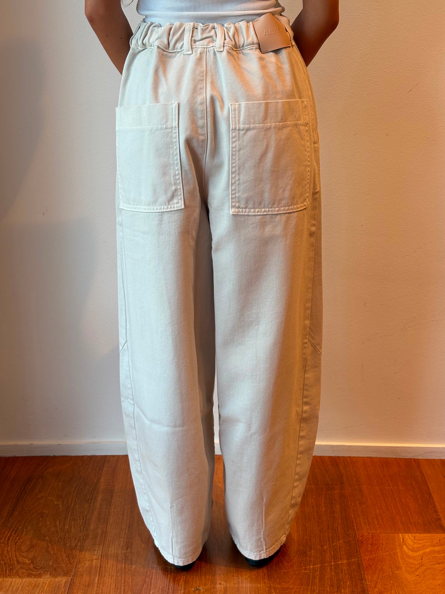 Jeans Gesso Modello Barrel - Alysi