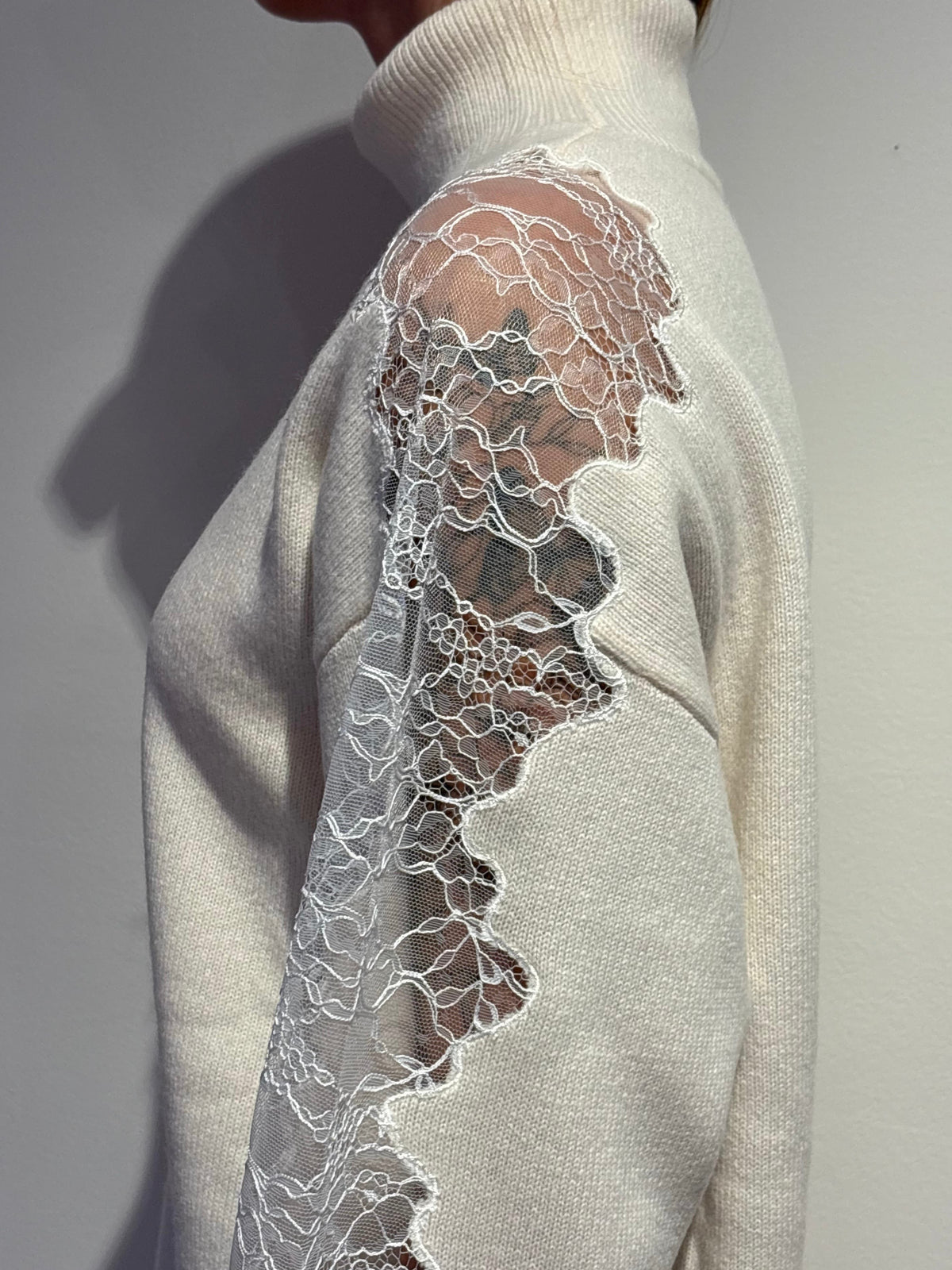 Maglione Collo Alto con Inserti in Pizzo - Isabelle Blanche