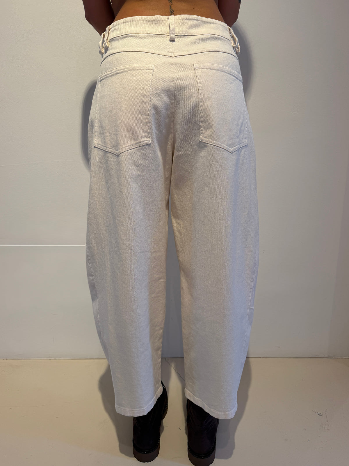 Jeans Avorio Barrel Cropped - Motel