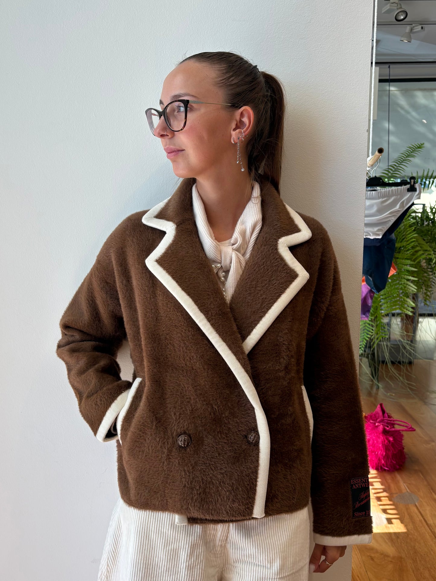 Cardigan Marrone con Profili A Contrasto - Essentiel Antwerp