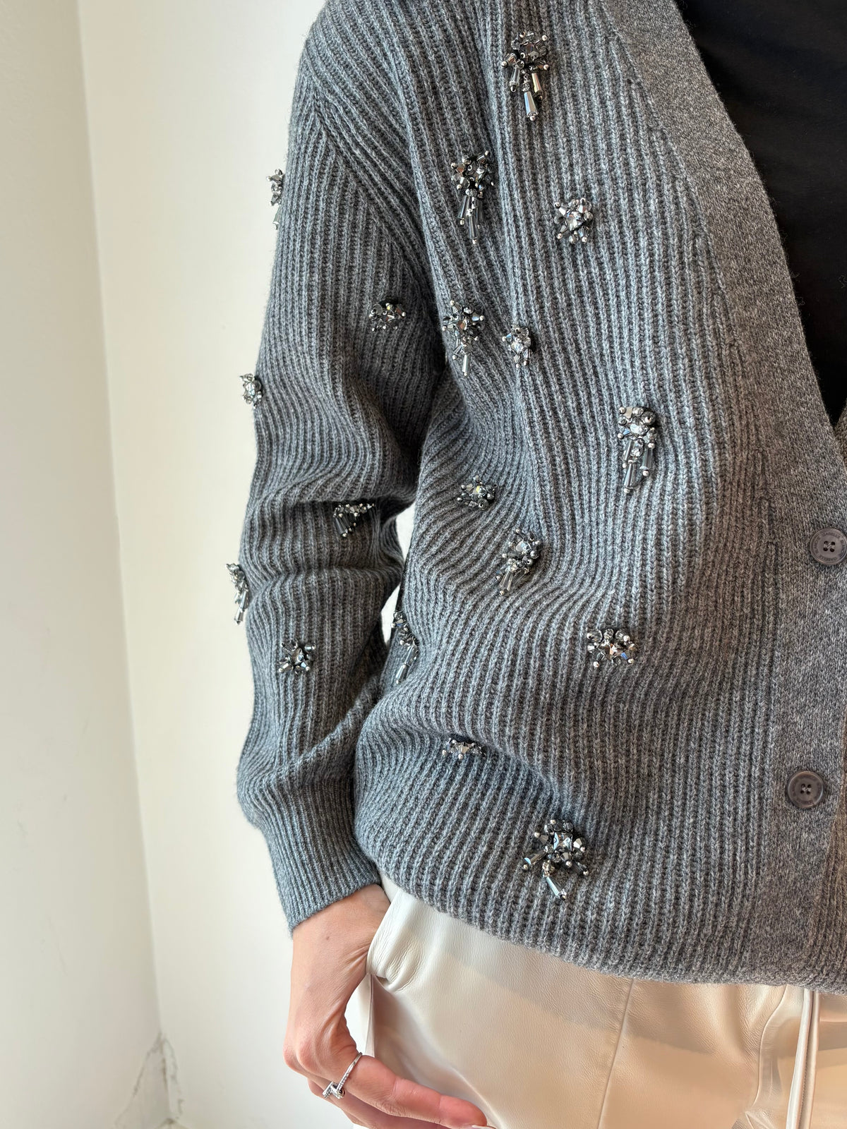 Cardigan con Ricami Gioiello - Isabelle Blanche