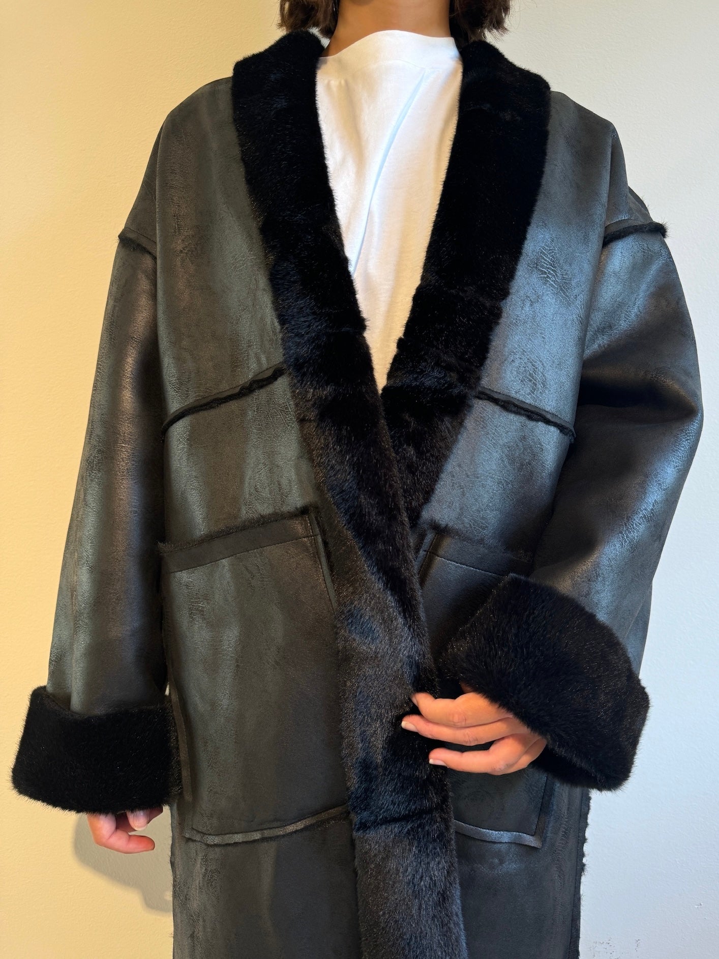 Cappotto in Ecomontone Nero - Eleh