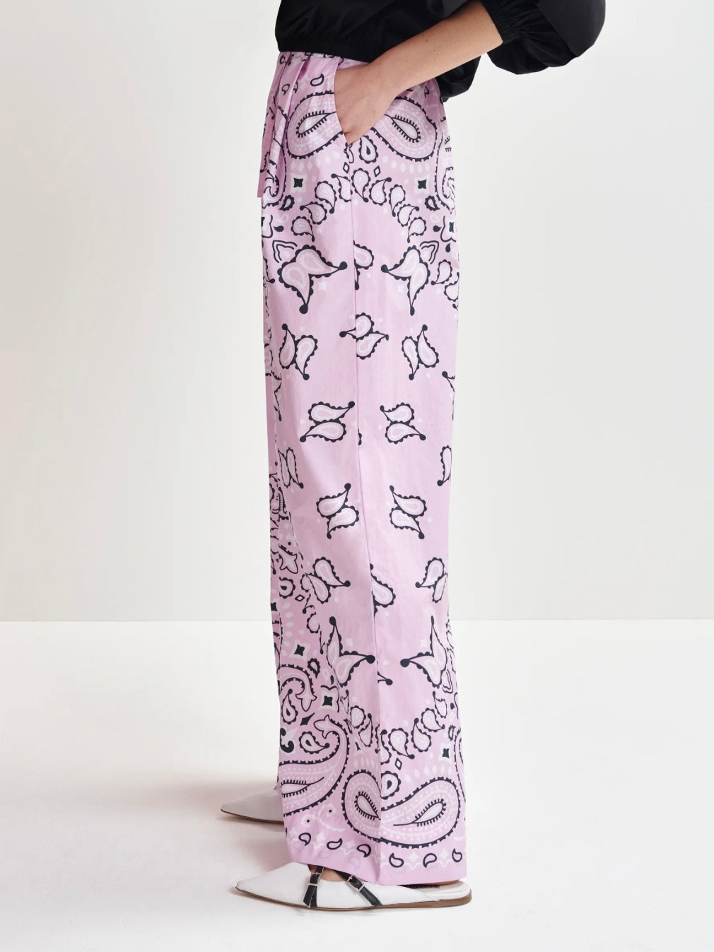 Pantaloni Lilla con Stampa Bandana - Essentiel Antwerp