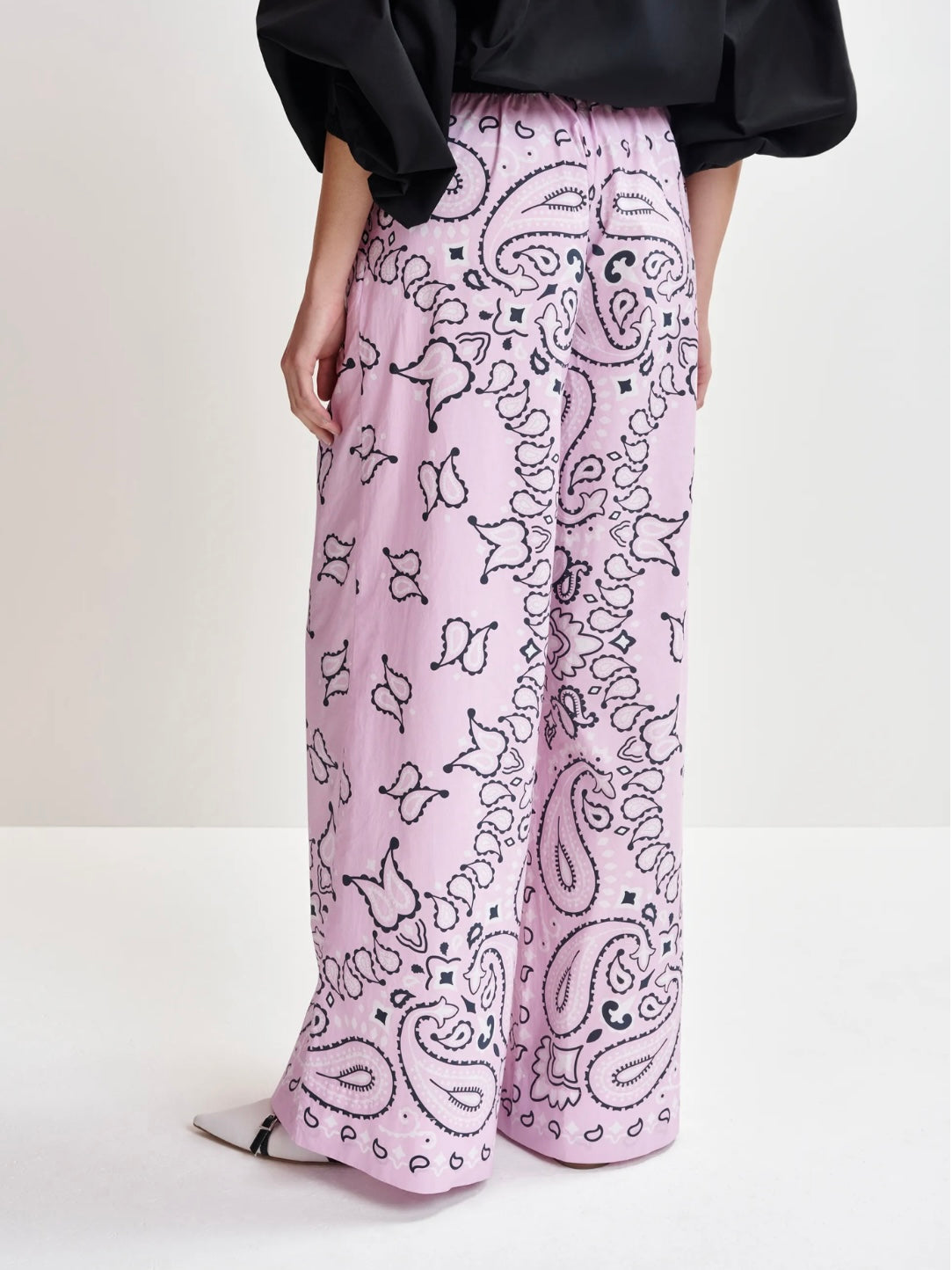 Pantaloni Lilla con Stampa Bandana - Essentiel Antwerp