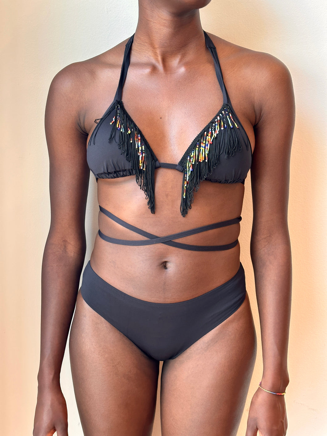 BIKINI FRANGE E PERLINE COLORATE