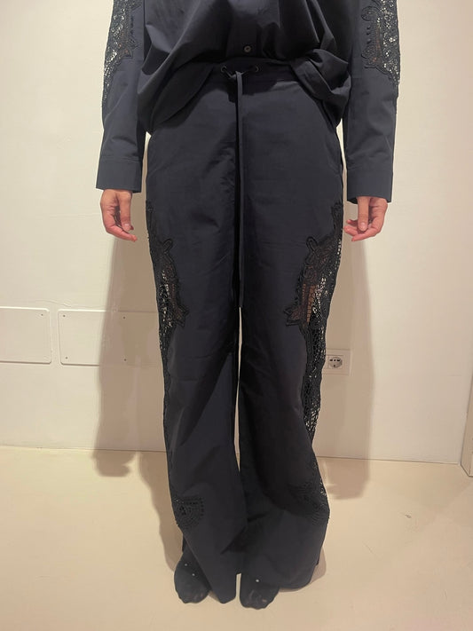 Pantaloni con Ricami Traforati - Essentiel Antwerp