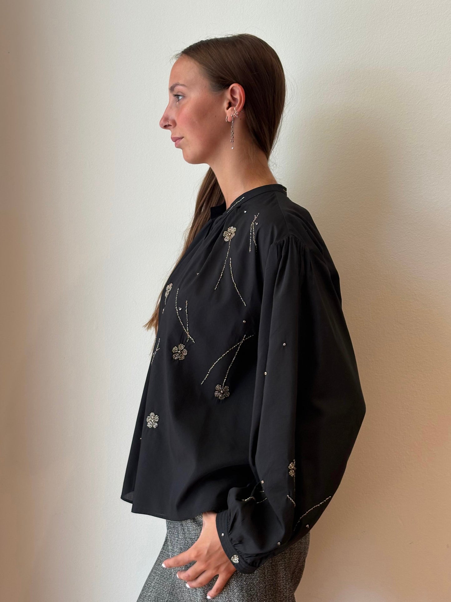 Camicia Nera Ricami "Fleurs d'Orient" - Forte Forte