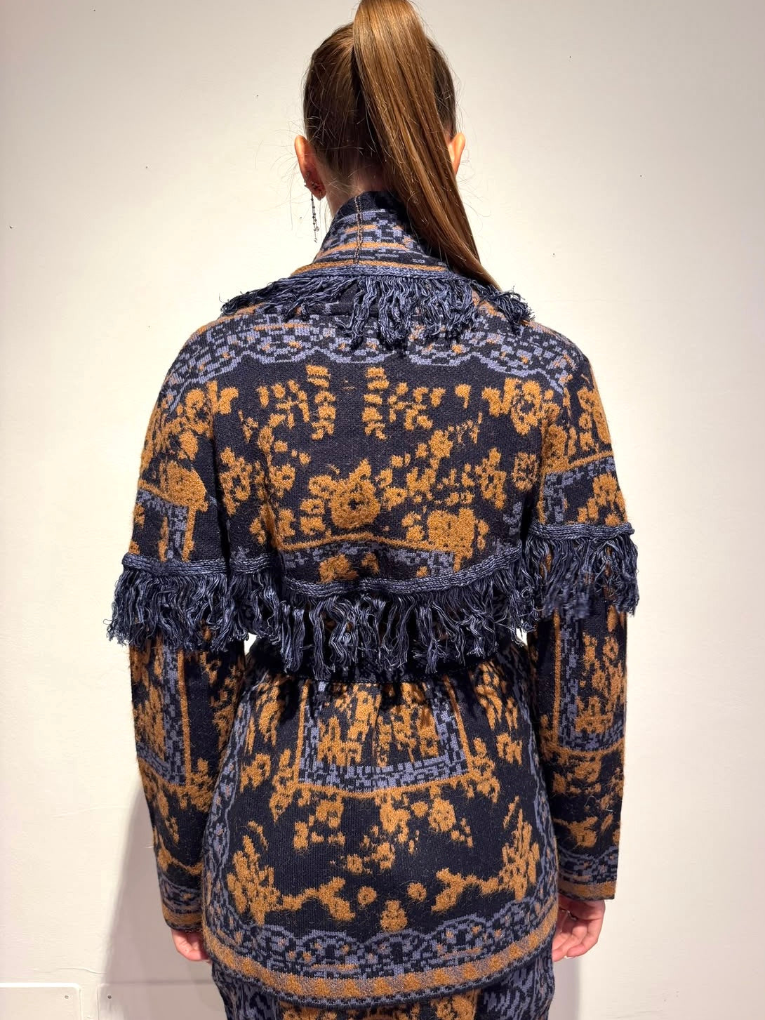 Cardigan Jacquard con Frange - Amosa